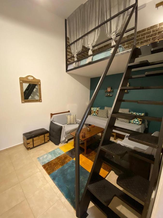 Апартаменты Small Cosy House Лаврион Экстерьер фото
